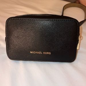 MICHAEL KORS black Fanny pack